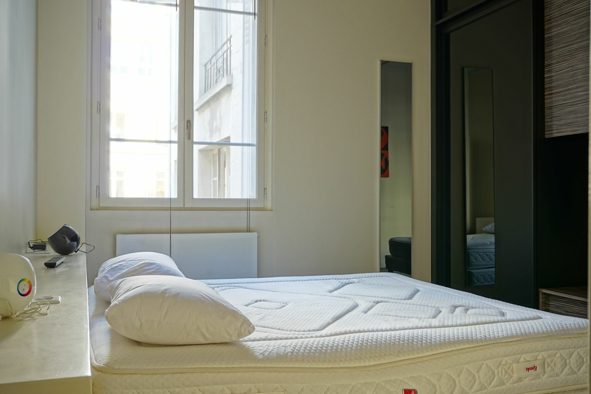 Champs-elysees - 2 Pieces - 8 Appartement *